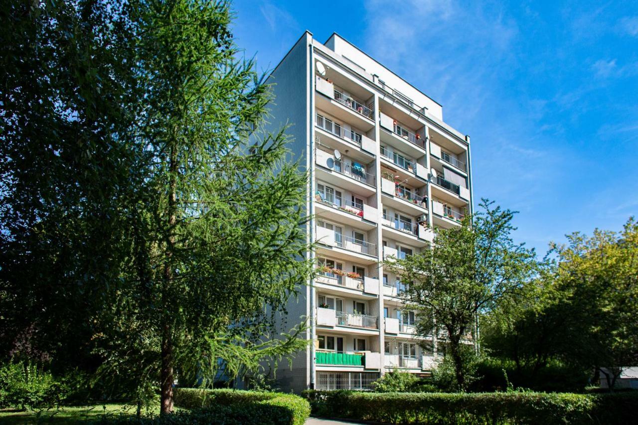 First Central Apartments By Noclegi Renters Warsaw Ngoại thất bức ảnh